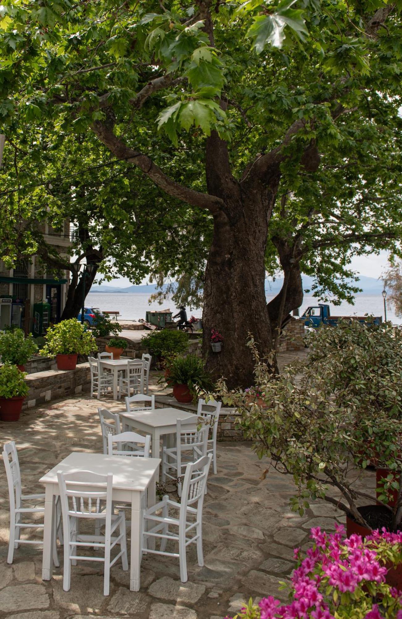 Karavia Lux Inn Afissos Zewnętrze zdjęcie