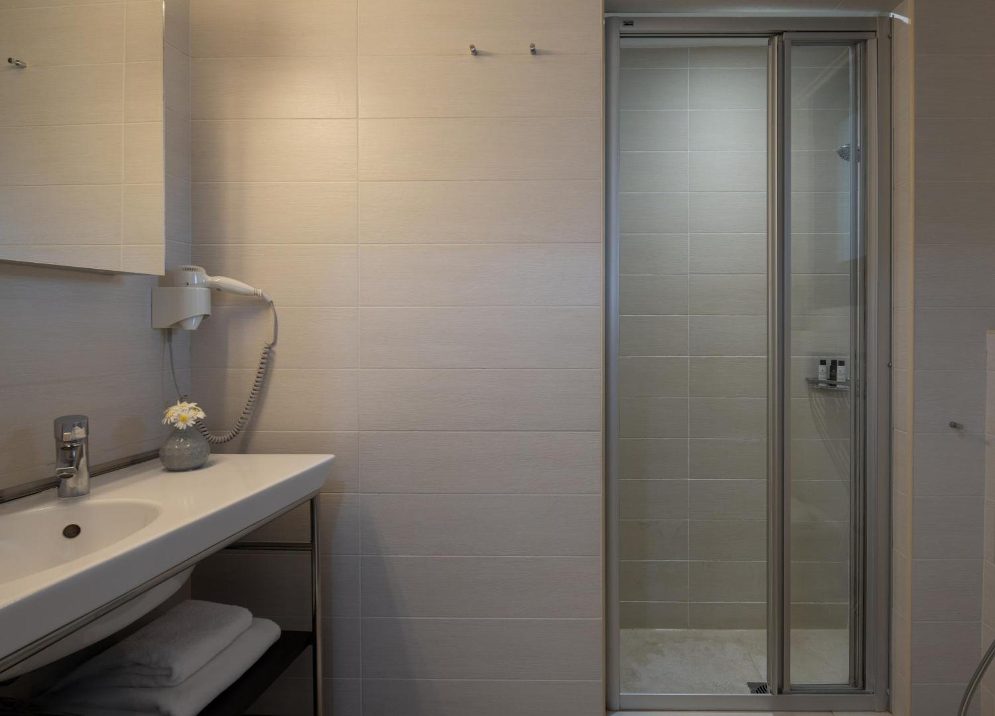 Karavia Lux Inn Afissos Zewnętrze zdjęcie